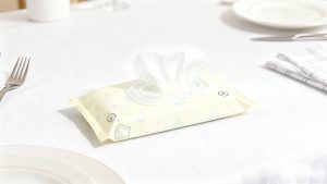 Tiêu chuẩn khăn giấy ướt đạt chứng nhận ISO 9001 và dung lượng sản xuất 50 container mỗi tháng giúp nhà hàng giảm 37% chi phí vệ sinh